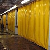 картинка Штора желтая для автомоек  из армированной ПВХ ткани, плотность  630 гр/м2 для автомойки